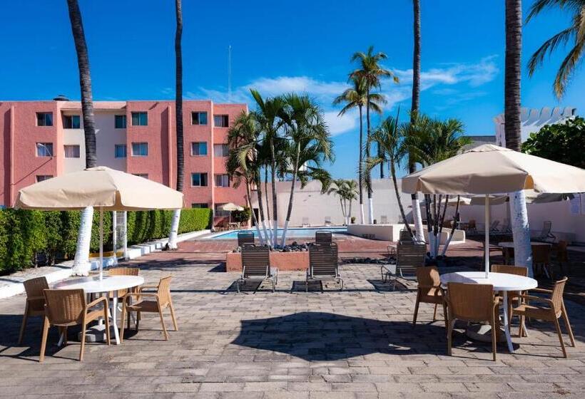 فندق Suites Santa Barbara