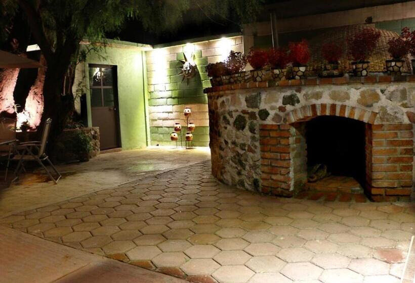 Telpochcalli Hotel & Temazcal