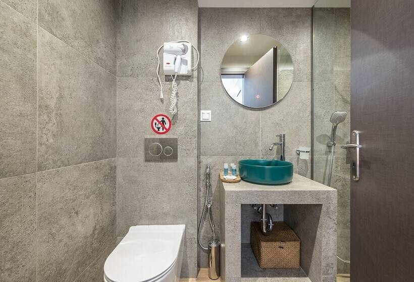 Aeiphoria Suites & Rooms   Athens