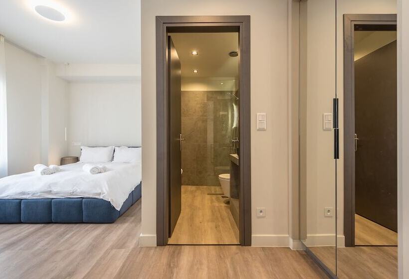 Aeiphoria Suites & Rooms   Athens