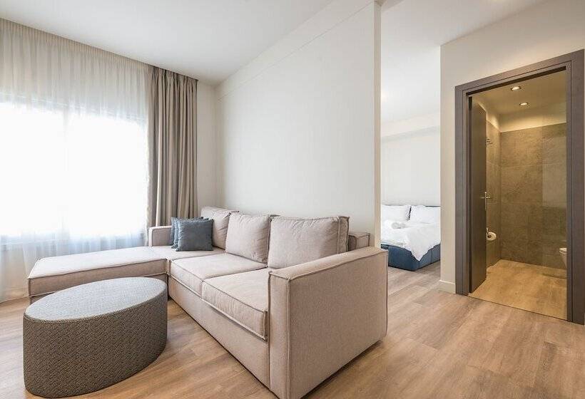 Aeiphoria Suites & Rooms   Athens