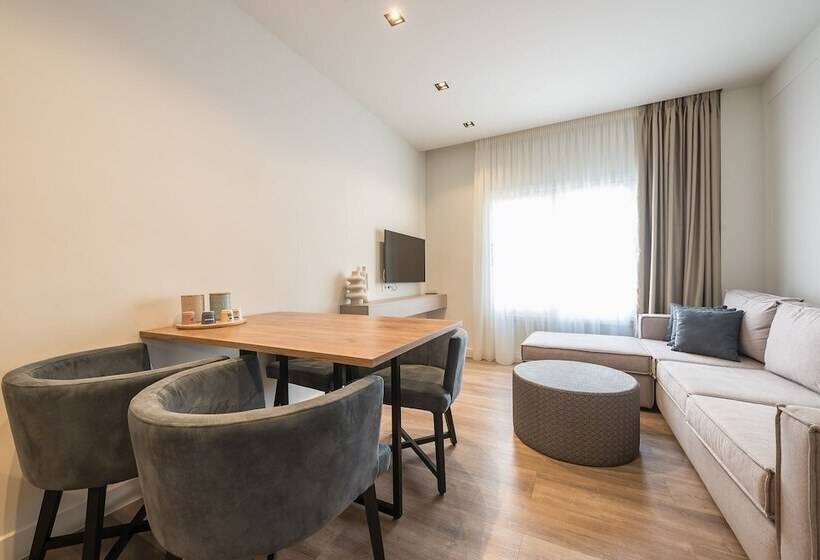 Aeiphoria Suites & Rooms   Athens