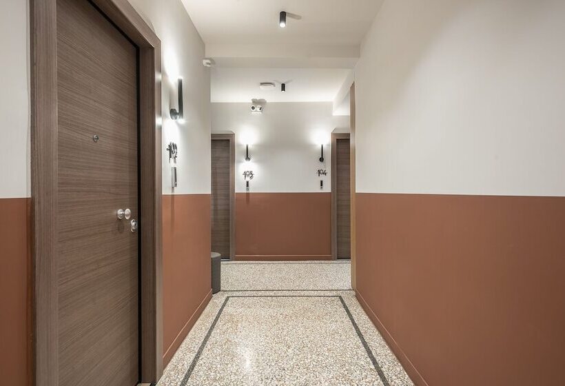 Aeiphoria Suites & Rooms   Athens