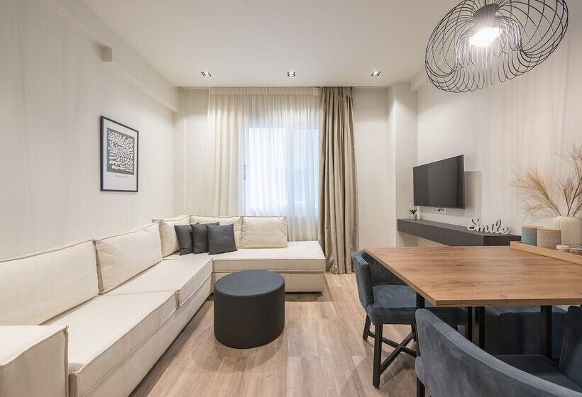 Aeiphoria Suites & Rooms   Athens