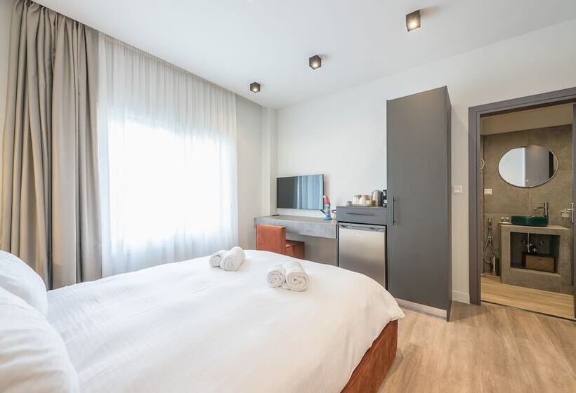 Aeiphoria Suites & Rooms   Athens