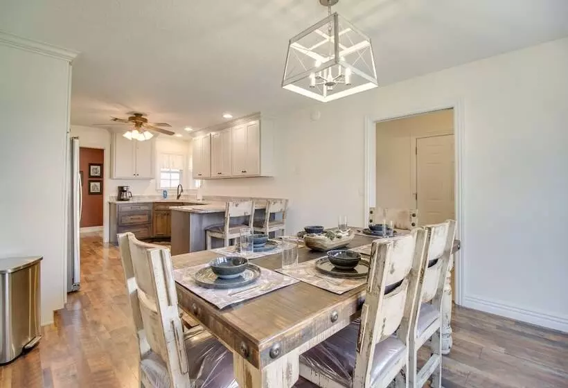 Grove Home W/ Spacious Yard: Close To Grand Lake!