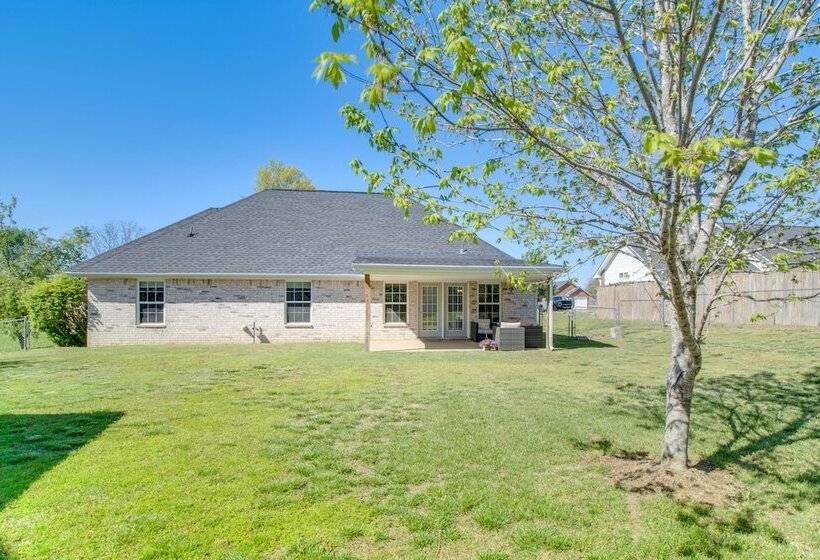 Grove Home W/ Spacious Yard: Close To Grand Lake!