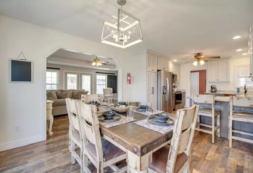 Grove Home W/ Spacious Yard: Close To Grand Lake!