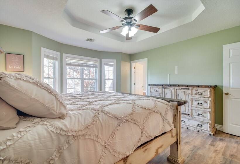 Grove Home W/ Spacious Yard: Close To Grand Lake!