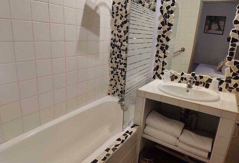 ホテル Le Mas Des Laurels