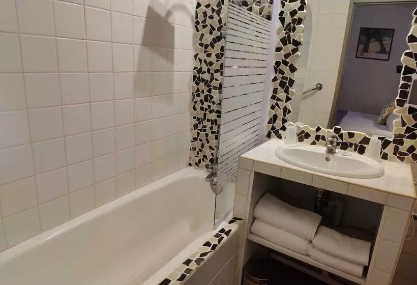 ホテル Le Mas Des Laurels