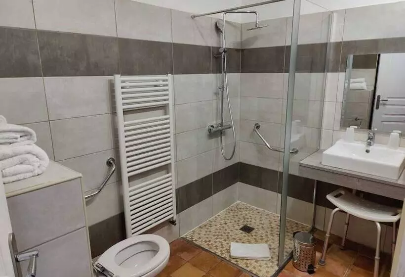 ホテル Le Mas Des Laurels