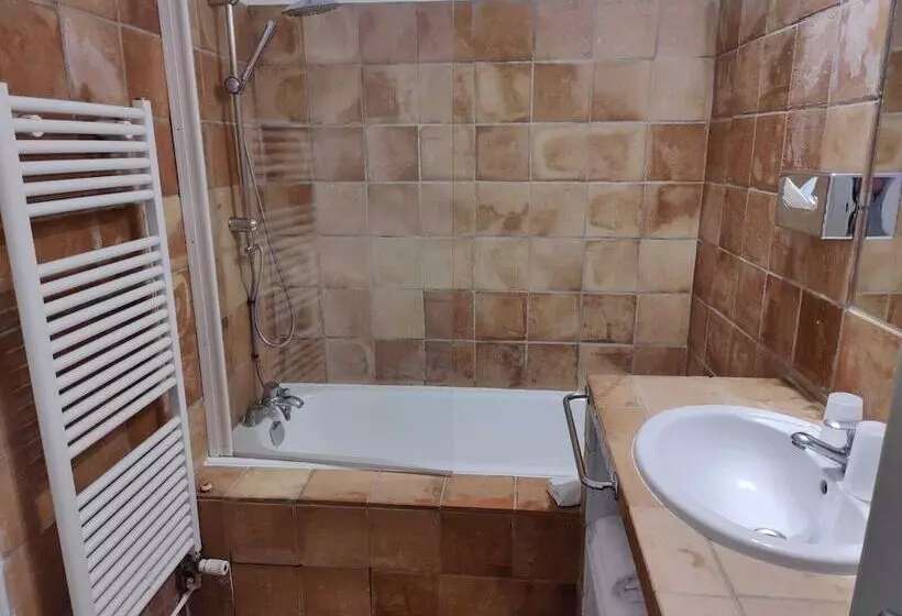 ホテル Le Mas Des Laurels