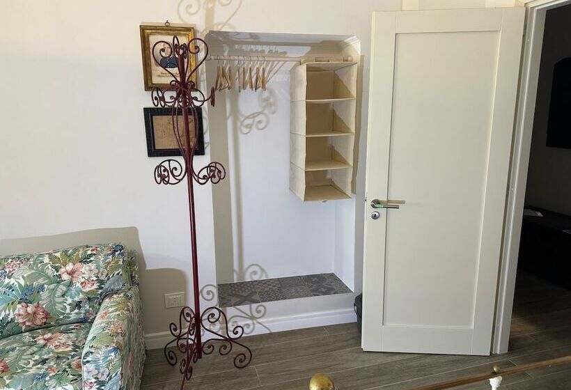 ペンション La Dimora Di B.cairoli