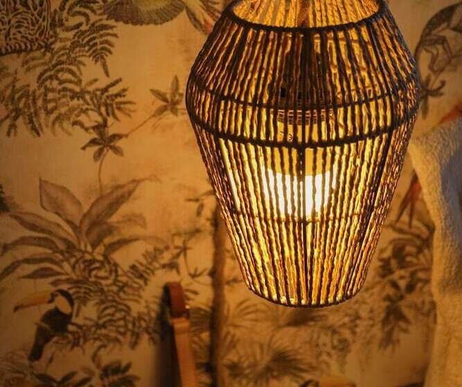 פנסיון Maison Bossanne