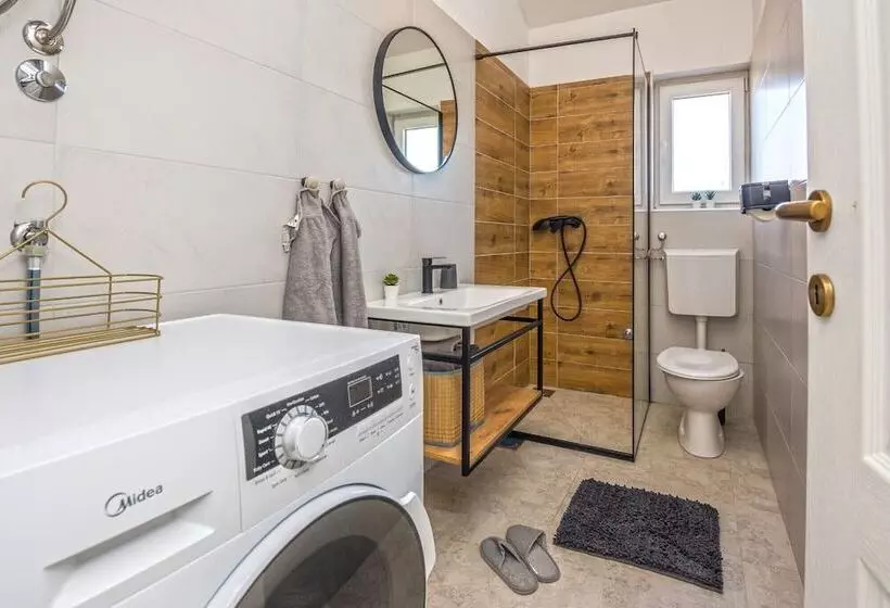 Majatalo Villa Dika Nin