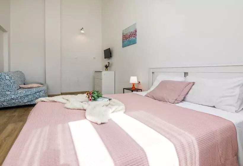 Majatalo Villa Dika Nin