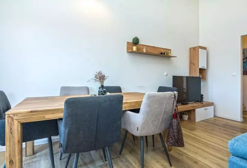 Majatalo Villa Dika Nin