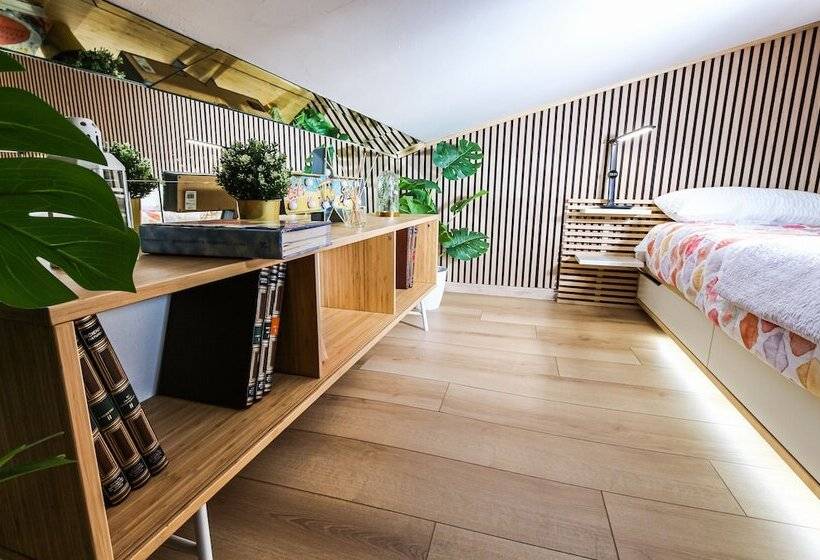 Bed and Breakfast Flytosuite Aeroporto Attico Mansarda