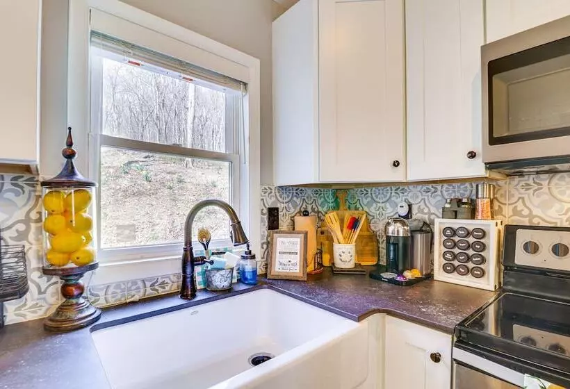 Bright Family Cabin In Lost City W/ Expansive Deck