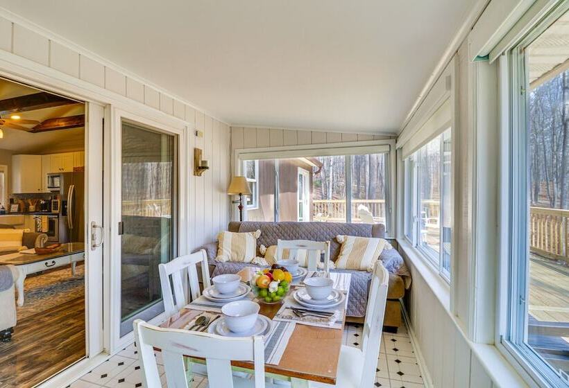 Bright Family Cabin In Lost City W/ Expansive Deck