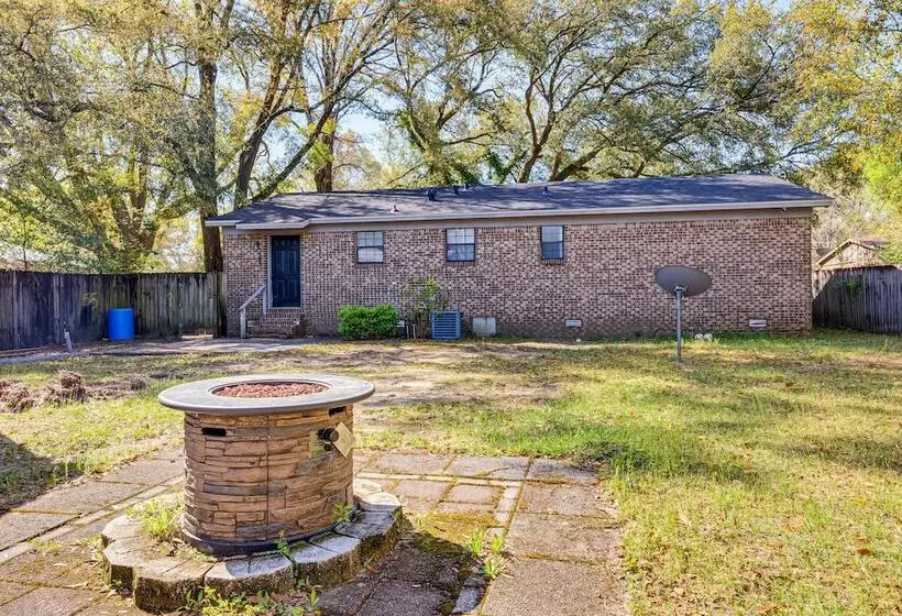 Charming Satsuma Home ~ 14 Mi To Mobile!