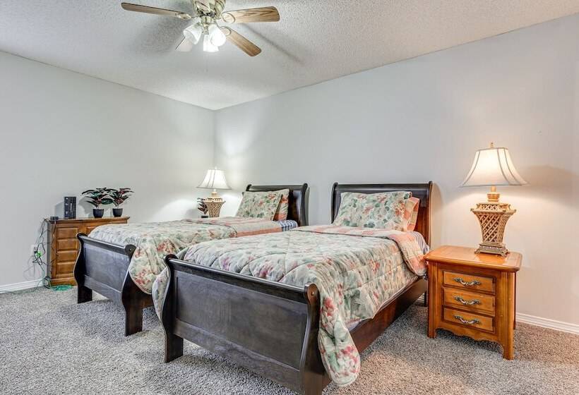 Charming Satsuma Home ~ 14 Mi To Mobile!