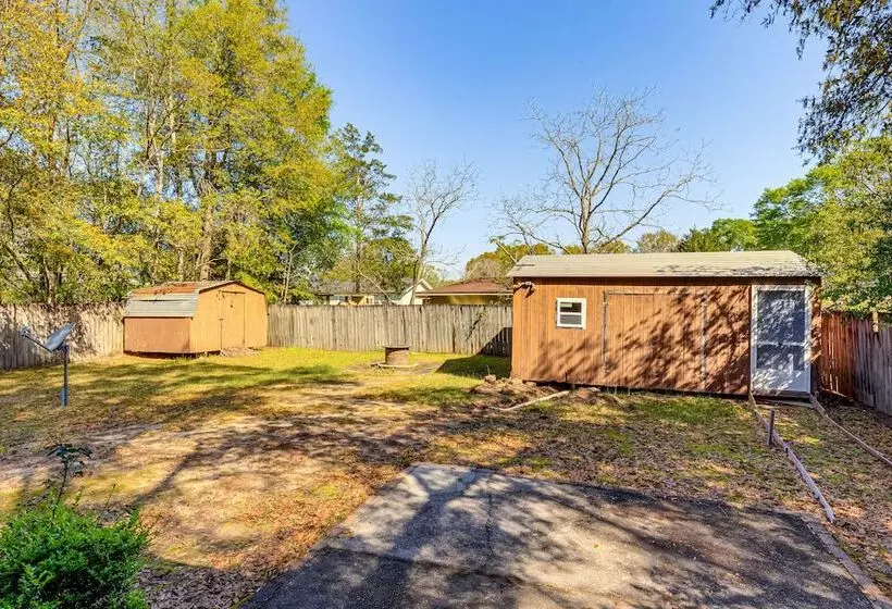 Charming Satsuma Home ~ 14 Mi To Mobile!