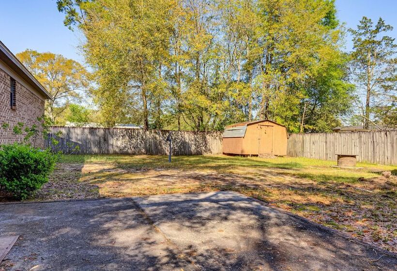 Charming Satsuma Home ~ 14 Mi To Mobile!