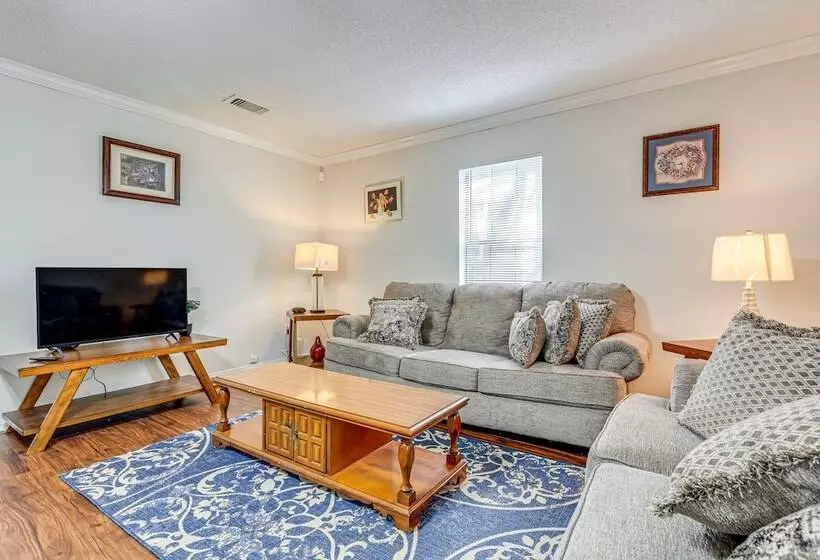 Charming Satsuma Home ~ 14 Mi To Mobile!