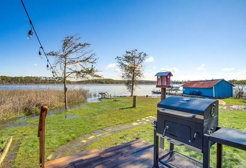 Dog Friendly Westover Cottage W/ River Access!