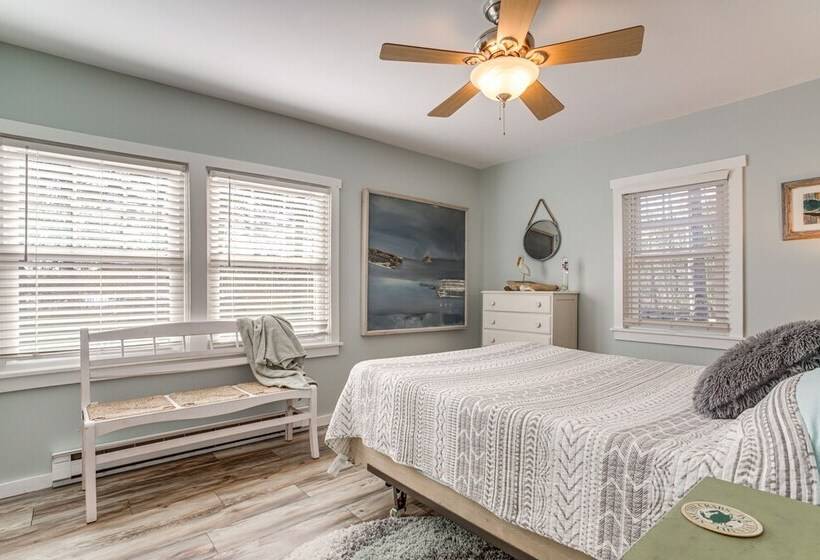 Dog Friendly Westover Cottage W/ River Access!