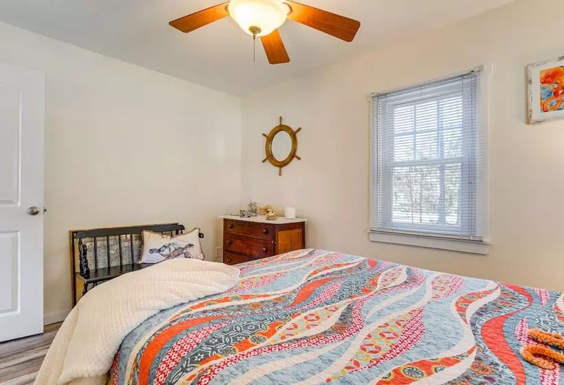 Dog Friendly Westover Cottage W/ River Access!