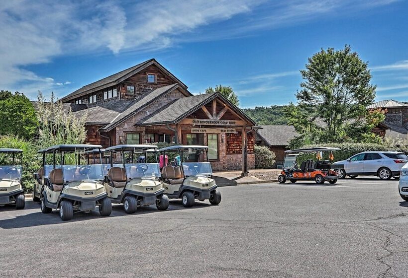 Golf Course View Resort Home In Lake Of The Ozarks