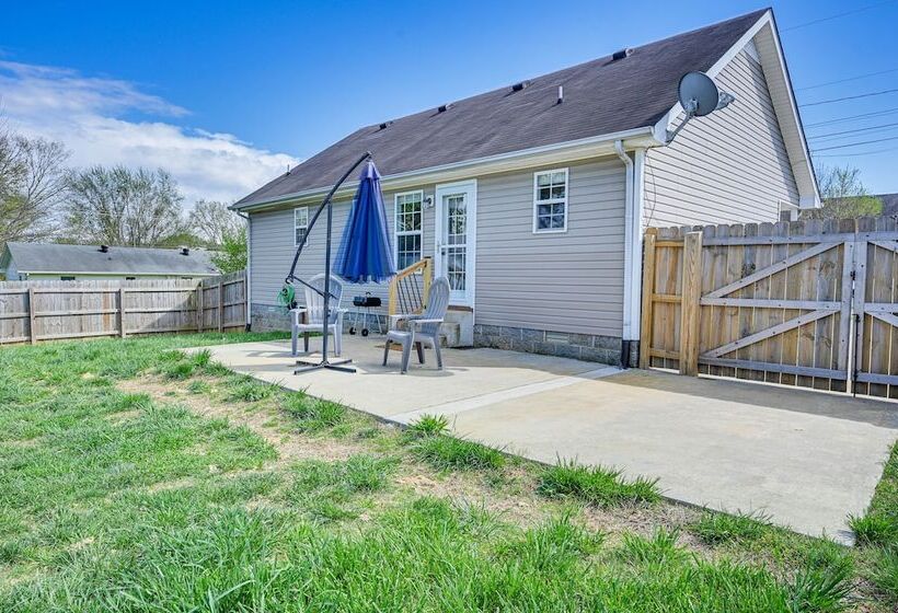 Family Friendly Clarksville Home W/ Fenced Yard!