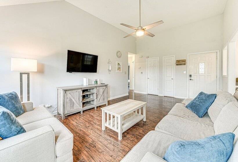 Family Friendly Clarksville Home W/ Fenced Yard!