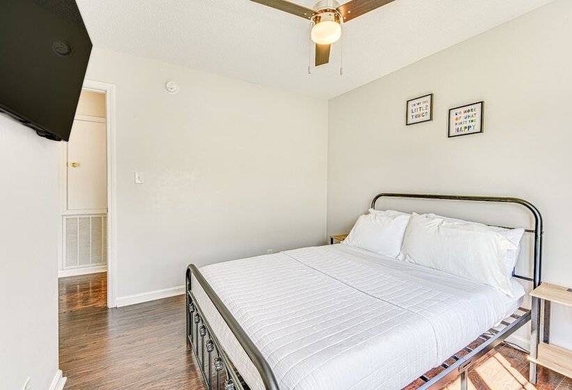 Family Friendly Clarksville Home W/ Fenced Yard!