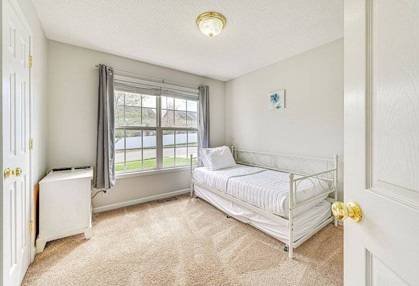 Family Friendly Clarksville Home W/ Fenced Yard!