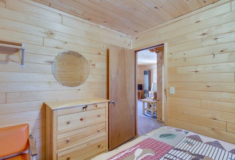 Lakefront Resort Cabin W/ Porch In Park Rapids!