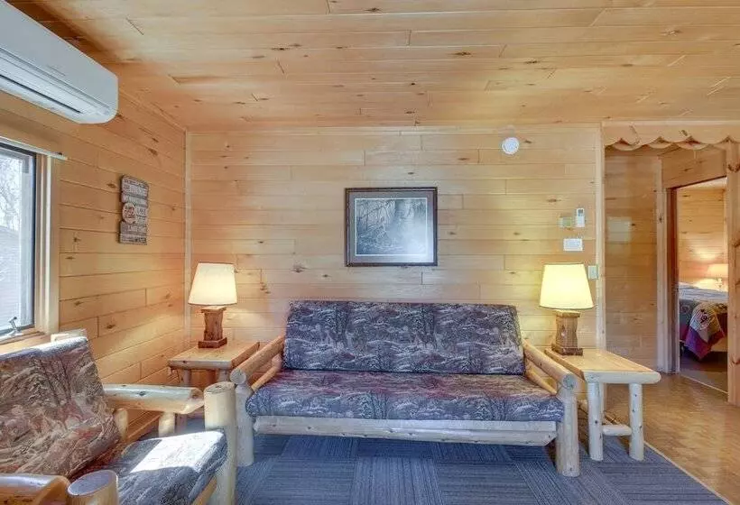 Lakefront Resort Cabin W/ Porch In Park Rapids!