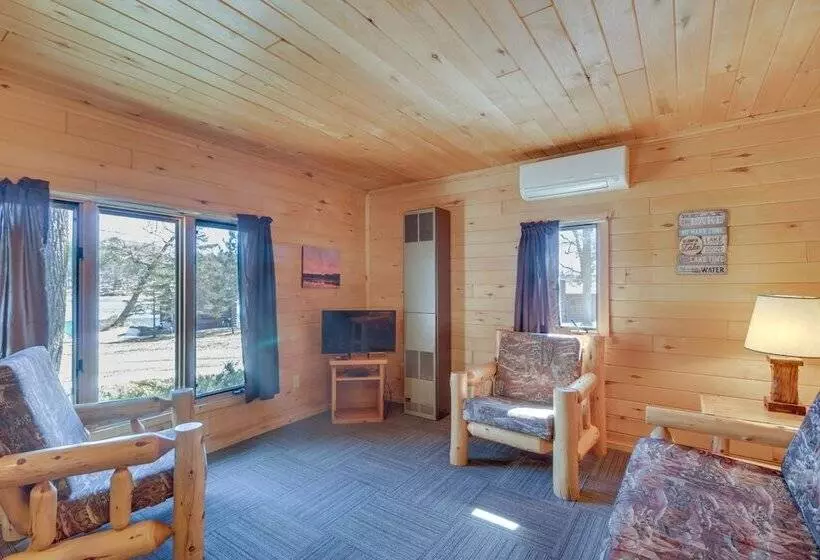 Lakefront Resort Cabin W/ Porch In Park Rapids!