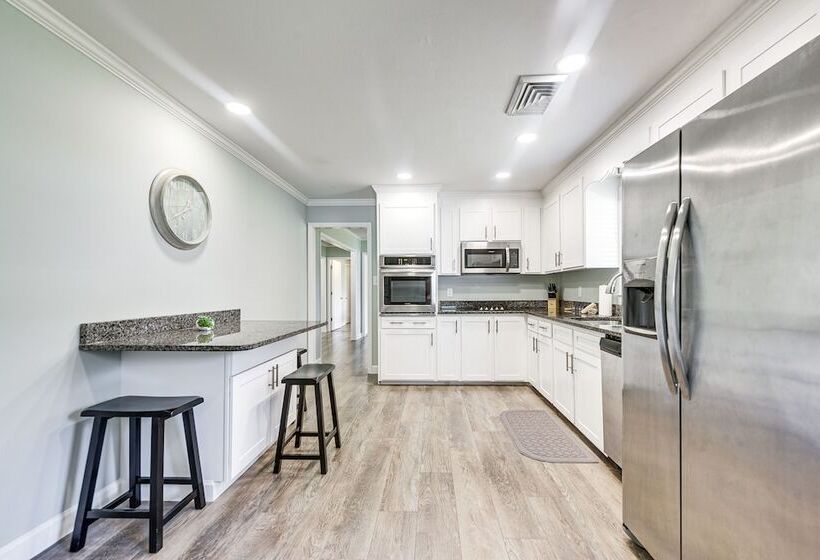 Little River Home Near Beaches & Golf Courses!