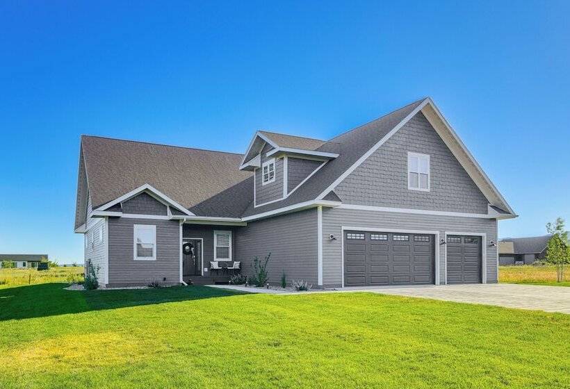 12 Mi To Grand Targhee Resort: Modern Driggs Home