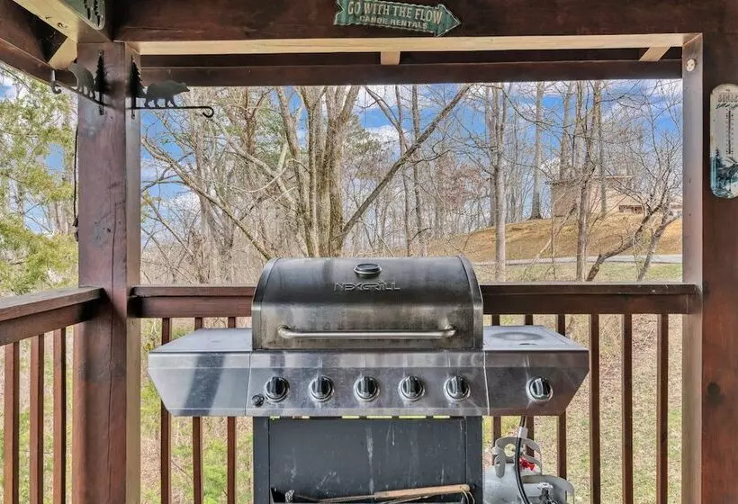 Moosehead Lodge Fantastic Cabin At Lake Douglas!