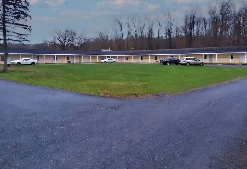 فندق على الطريق Scottish Inns   Middletown