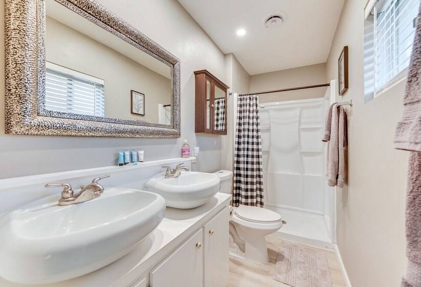 Pet Friendly Camp Verde Home W/ Gas Grill!