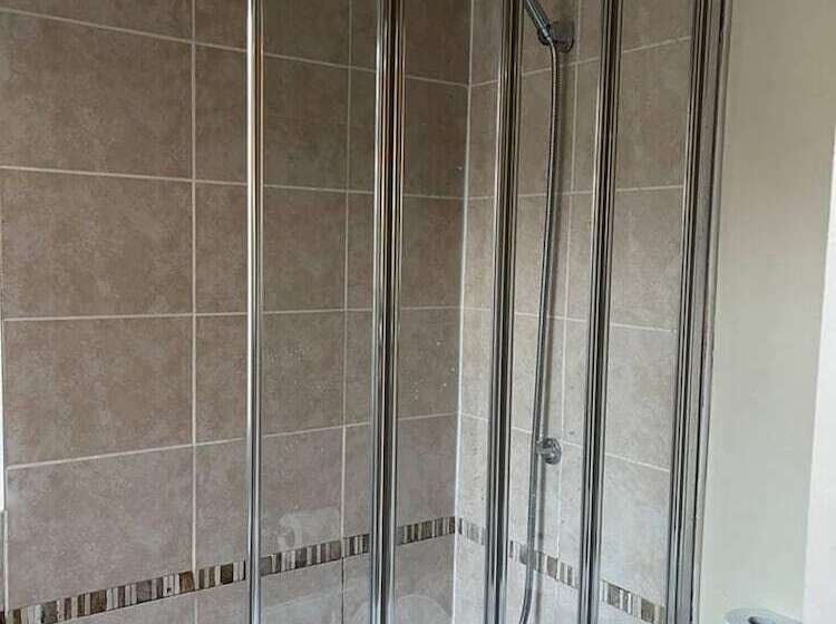 דירת נופש Lovely 2 Bed House In Liverpool