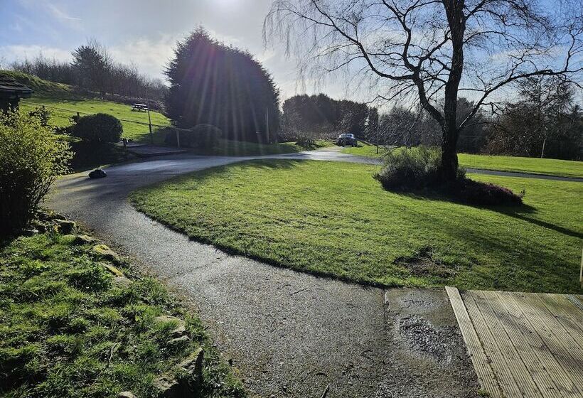 Rezydencja Bunkhouse/20bedroom/sleeps85/4acre/gamesroom/wifi