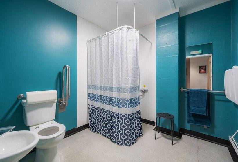 Rezydencja Bunkhouse/20bedroom/sleeps85/4acre/gamesroom/wifi