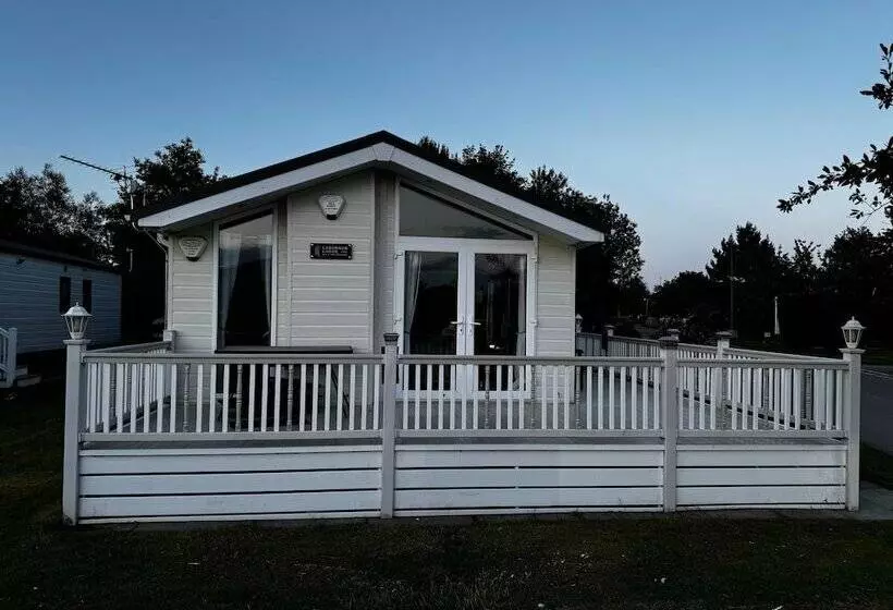 اقامتگاه Cosy 8 Berth Caravan Near To Skegness At Southview Holiday Park Ref 33057f
